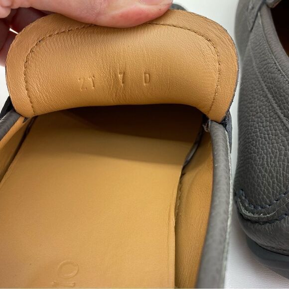 Salvatore Ferragamo Men’s Drive Gancini-buckle leather loafers - Picture 6 of 9